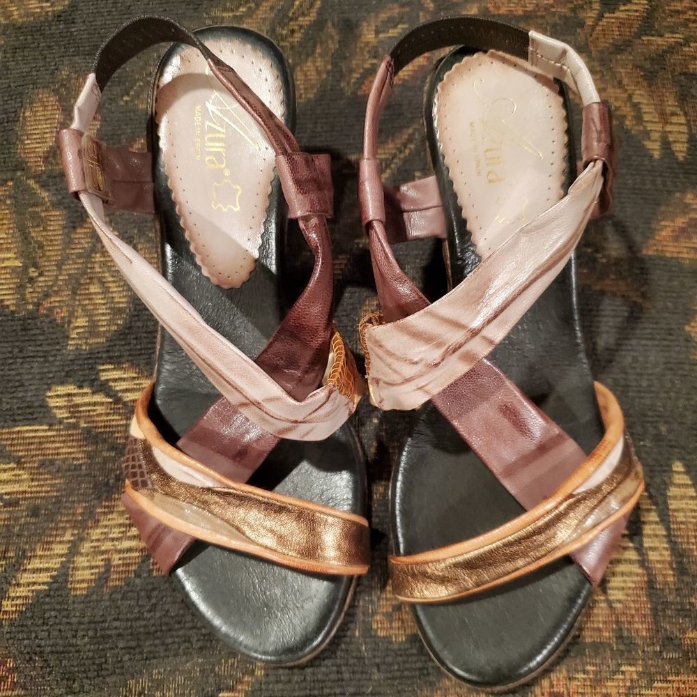 Azura Velda Wedge Sandals Size 8